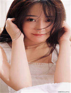 拜金女郎电影下载-艾玛-沃特森
